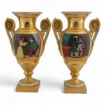 PARIS
Paire de vases de forme Médicis en porcelaine à décor...