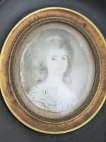 ECOLE FRANCAISE du XIXème
Portrait de jeune femme
Deux miniatures ovales
11.5 x...